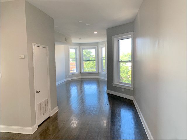 4421 W Jackson Boulevard 2, Chicago, IL 60624