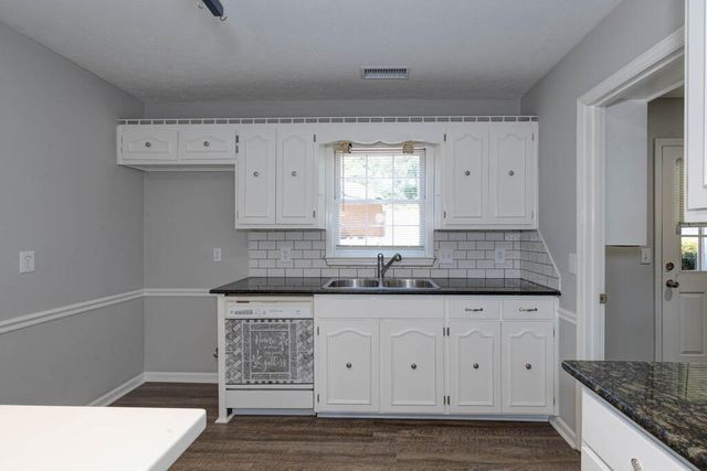 3 North Theri Ct, Columbus, GA 31907