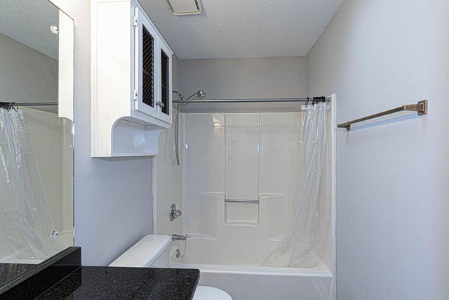 3 North Theri Ct, Columbus, GA 31907