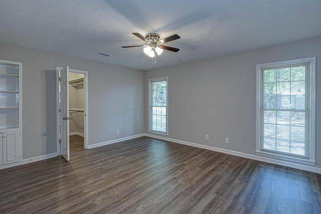 3 North Theri Ct, Columbus, GA 31907