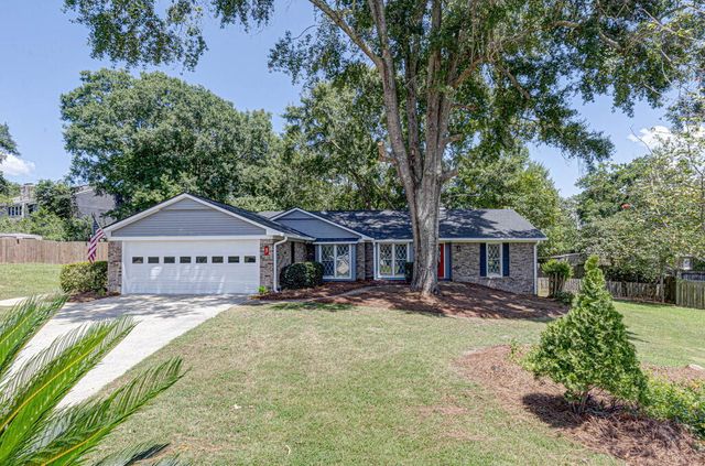 3 North Theri Ct, Columbus, GA 31907