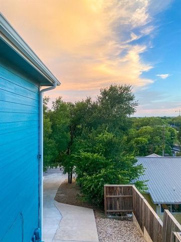 5230 Ledesma RD A, Austin, TX 78721