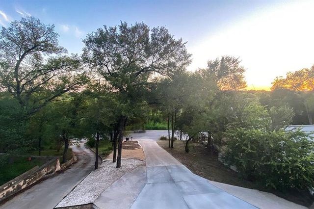 5230 Ledesma RD A, Austin, TX 78721