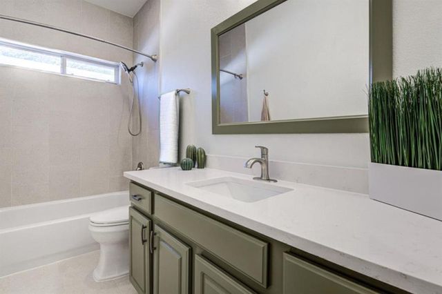 5230 Ledesma RD A, Austin, TX 78721
