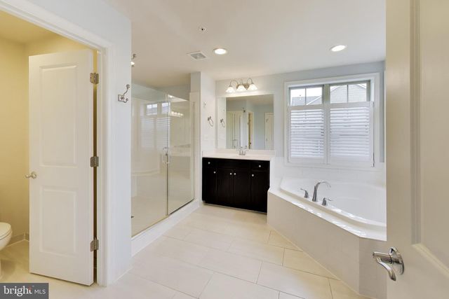 13422 REDSPIRE DR, Silver Spring, MD 20906
