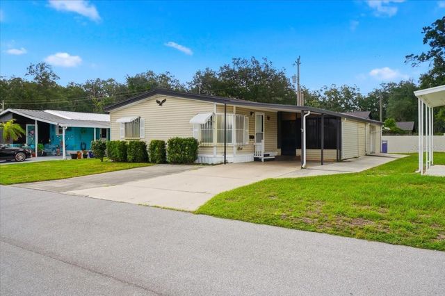 1794 FOX HILL DRIVE, Lakeland, FL 33810
