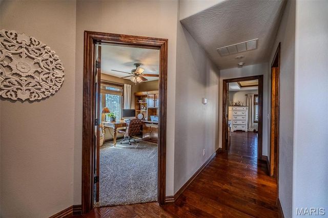 959 Cobblestone Court, Lebanon, MO 65536