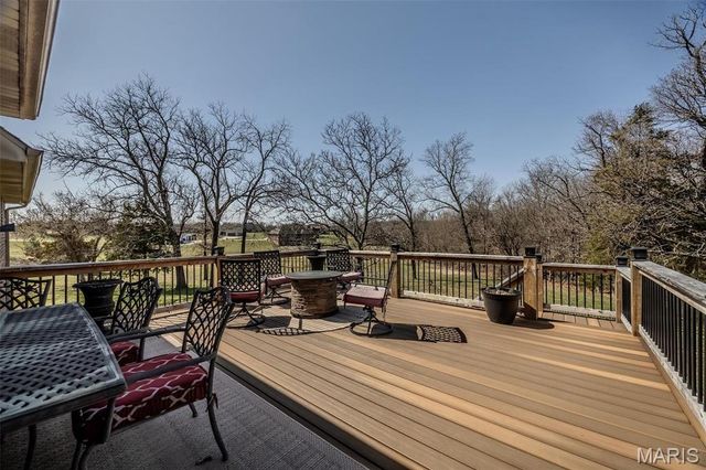 959 Cobblestone Court, Lebanon, MO 65536