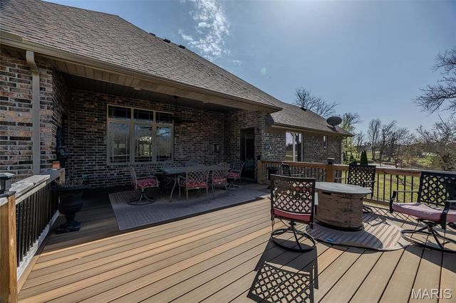 959 Cobblestone Court, Lebanon, MO 65536