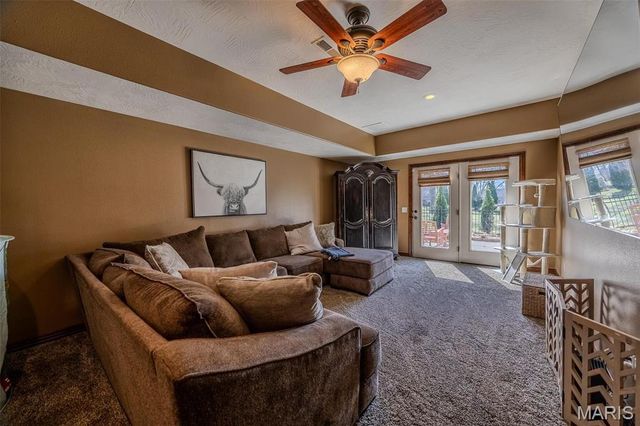 959 Cobblestone Court, Lebanon, MO 65536