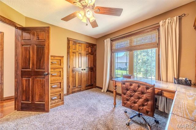 959 Cobblestone Court, Lebanon, MO 65536