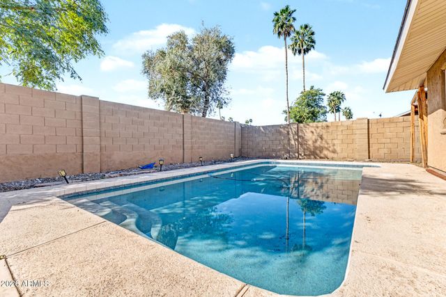 409 E PEGASUS Drive, Tempe, AZ 85283