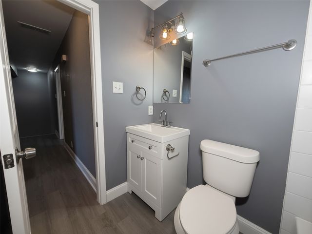 1900 W Taylor Street, Sherman, TX 75092