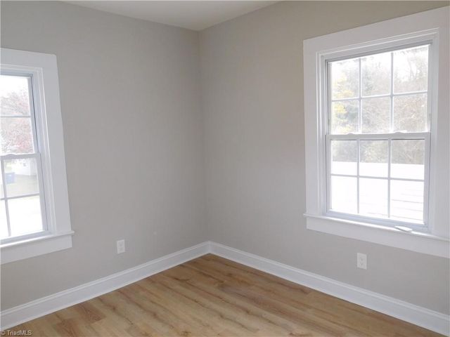 3830 Robinhood Road, Winston-salem, NC 27106