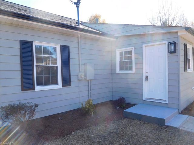 3830 Robinhood Road, Winston-salem, NC 27106