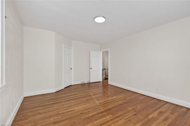 421 Sycamore RD, Portsmouth, VA 23707