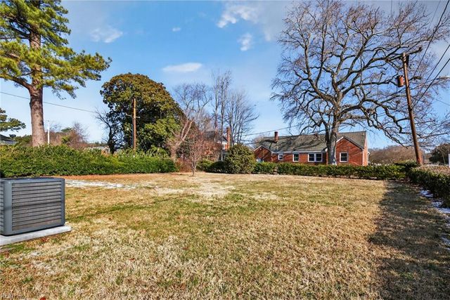 421 Sycamore RD, Portsmouth, VA 23707