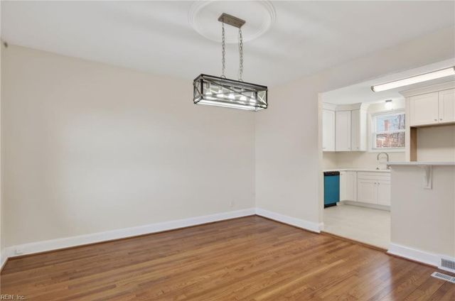 421 Sycamore RD, Portsmouth, VA 23707