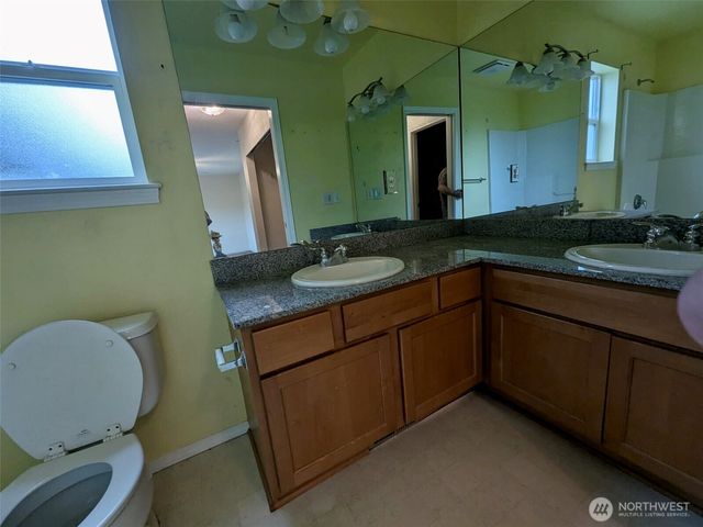 2601 Northwoods Loop Road, Mount Vernon, WA 98273