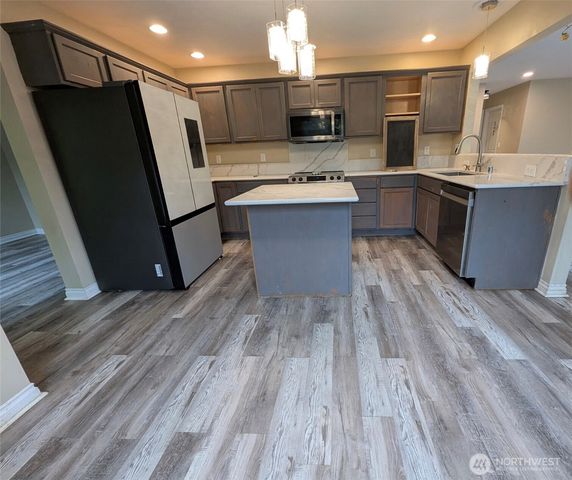 2601 Northwoods Loop Road, Mount Vernon, WA 98273