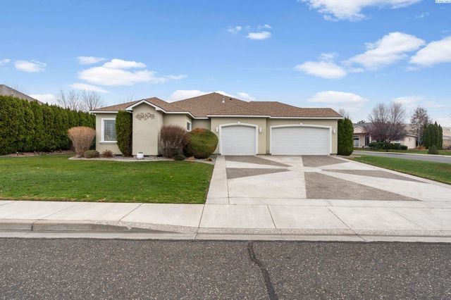 403 Cherry Blossom Loop, Richland, WA 99352