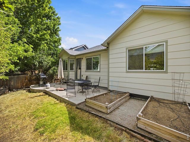 2293 Dogwood Dr, Erie, CO 80516