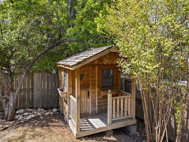 2293 Dogwood Dr, Erie, CO 80516