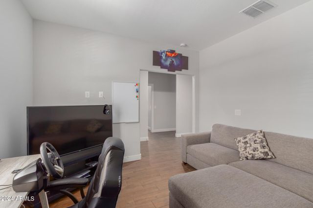 11014 W MCKINLEY Street, Avondale, AZ 85323