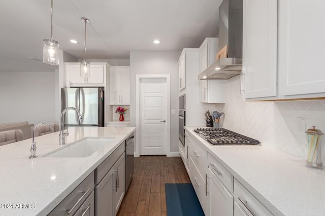 11014 W MCKINLEY Street, Avondale, AZ 85323