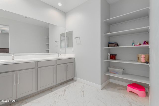 11014 W MCKINLEY Street, Avondale, AZ 85323