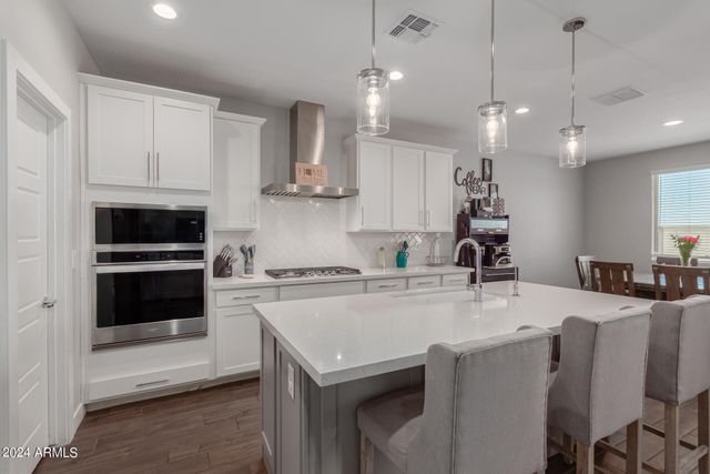 11014 W MCKINLEY Street, Avondale, AZ 85323