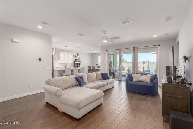 11014 W MCKINLEY Street, Avondale, AZ 85323