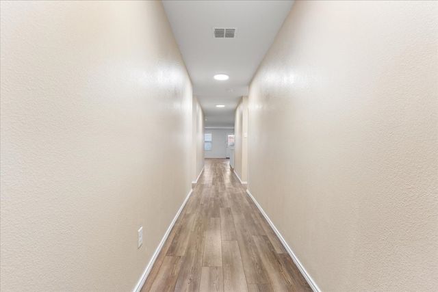 2918 Acacia Drive, Heartland, TX 75126