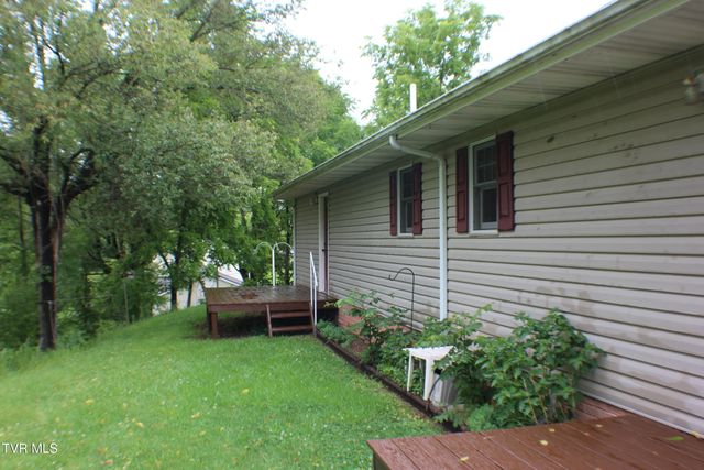 805 New Beason Well Road, Kingsport, TN 37660