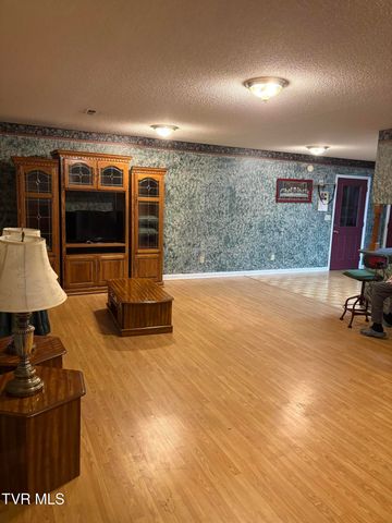 805 New Beason Well Road, Kingsport, TN 37660