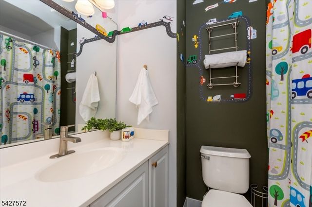 50 Glen Rock Rd, Cedar Grove Twp., NJ 07009