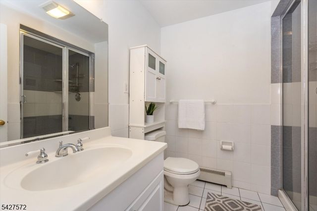 50 Glen Rock Rd, Cedar Grove Twp., NJ 07009
