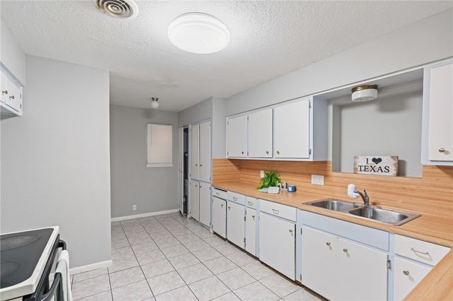 4634 Schanen Blvd, Corpus Christi, TX 78413