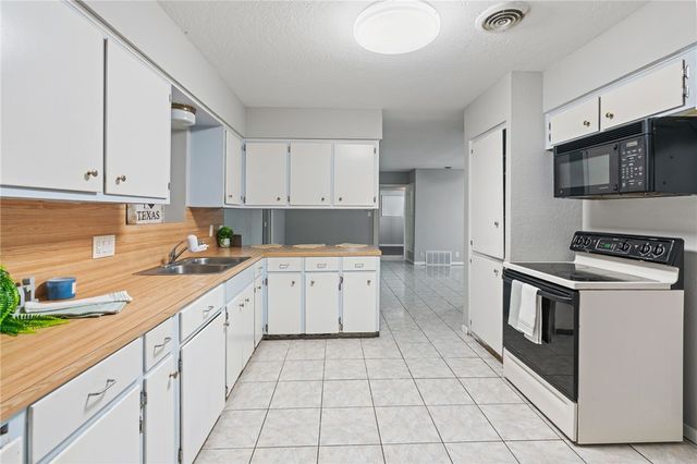 4634 Schanen Blvd, Corpus Christi, TX 78413