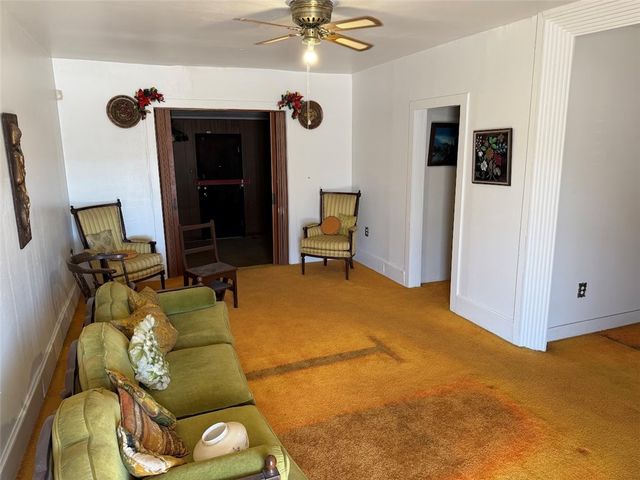 1314 E Kenedy Ave, Kingsville, TX 78363