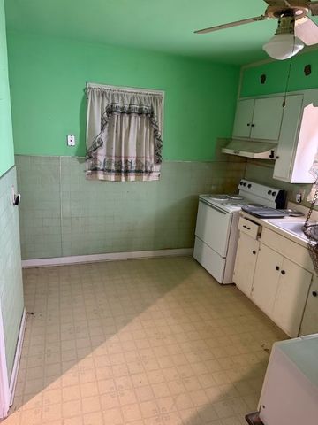 1314 E Kenedy Ave, Kingsville, TX 78363