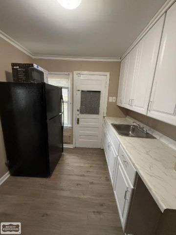 20910 Moross Road, Detroit, MI 48236