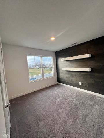 989 Kensington Drive, Danville, IN 46122