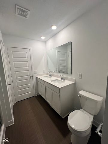 989 Kensington Drive, Danville, IN 46122