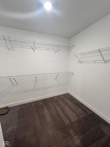 989 Kensington Drive, Danville, IN 46122