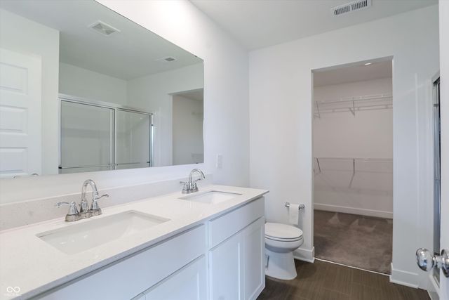 989 Kensington Drive, Danville, IN 46122