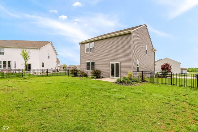 989 Kensington Drive, Danville, IN 46122
