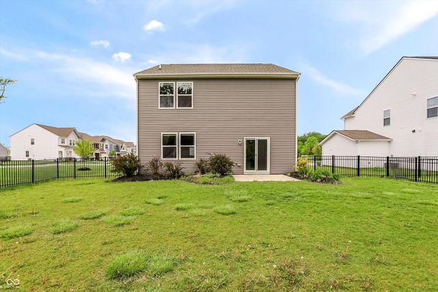 989 Kensington Drive, Danville, IN 46122