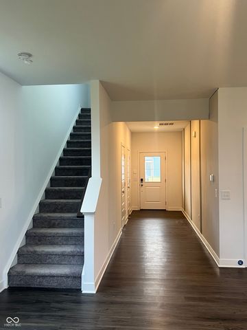 989 Kensington Drive, Danville, IN 46122