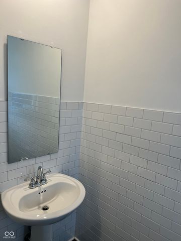 989 Kensington Drive, Danville, IN 46122